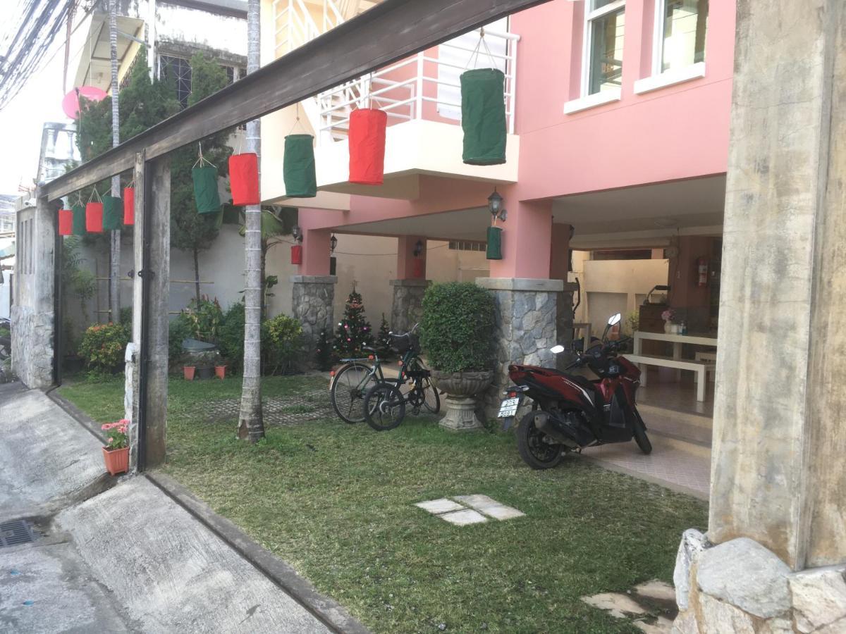 Triple Palms House Hotel Chiang Mai Exterior photo